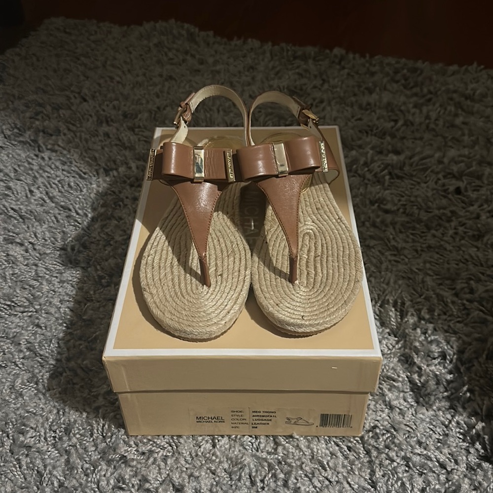 Michael Kors Meg thong sandals
